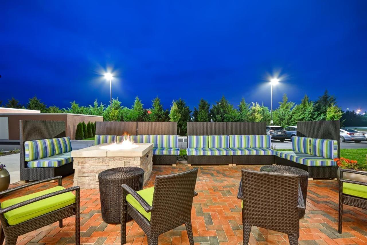 Home2 Suites By Hilton Charles Town Extérieur photo